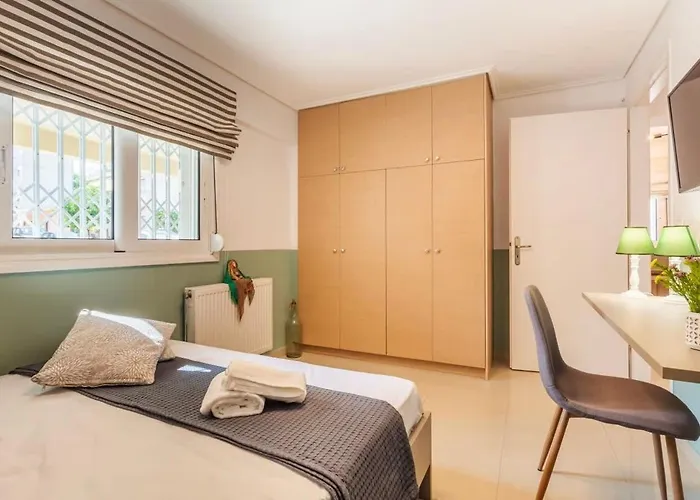 Nyaraló Lime - Cozy Gem With Private Parking *