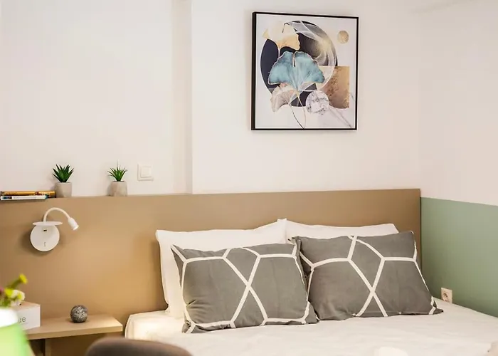 Nyaraló Lime - Cozy Gem With Private Parking Kalamáta