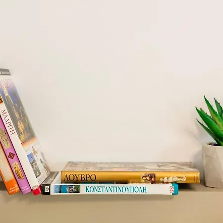 Lime - Cozy Gem With Private Parking *