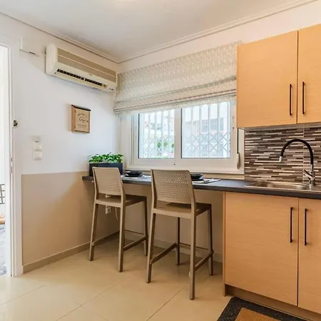 Lime - Cozy Gem With Private Parking Σπίτι διακοπών Καλαμάτα