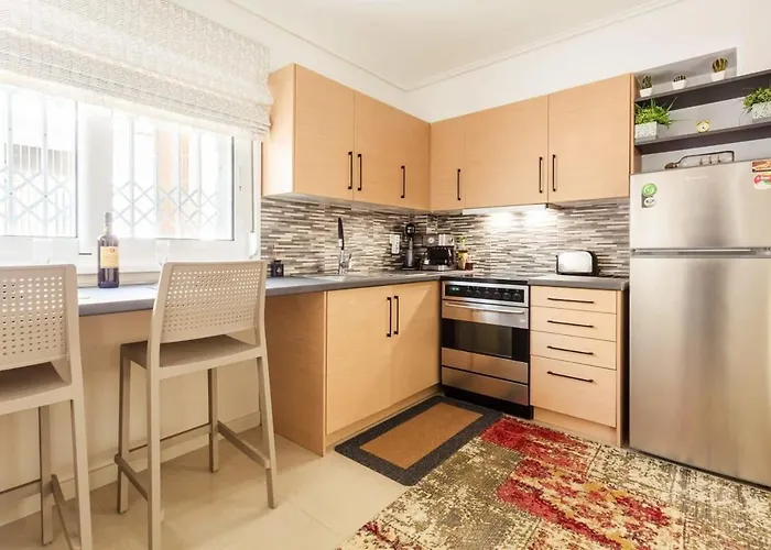 Lime - Cozy Gem With Private Parking Καλαμάτα