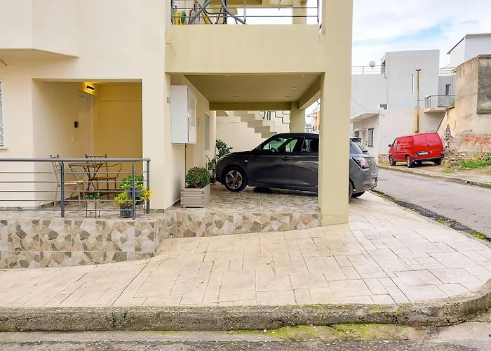 Lime - Cozy Gem With Private Parking Καλαμάτα